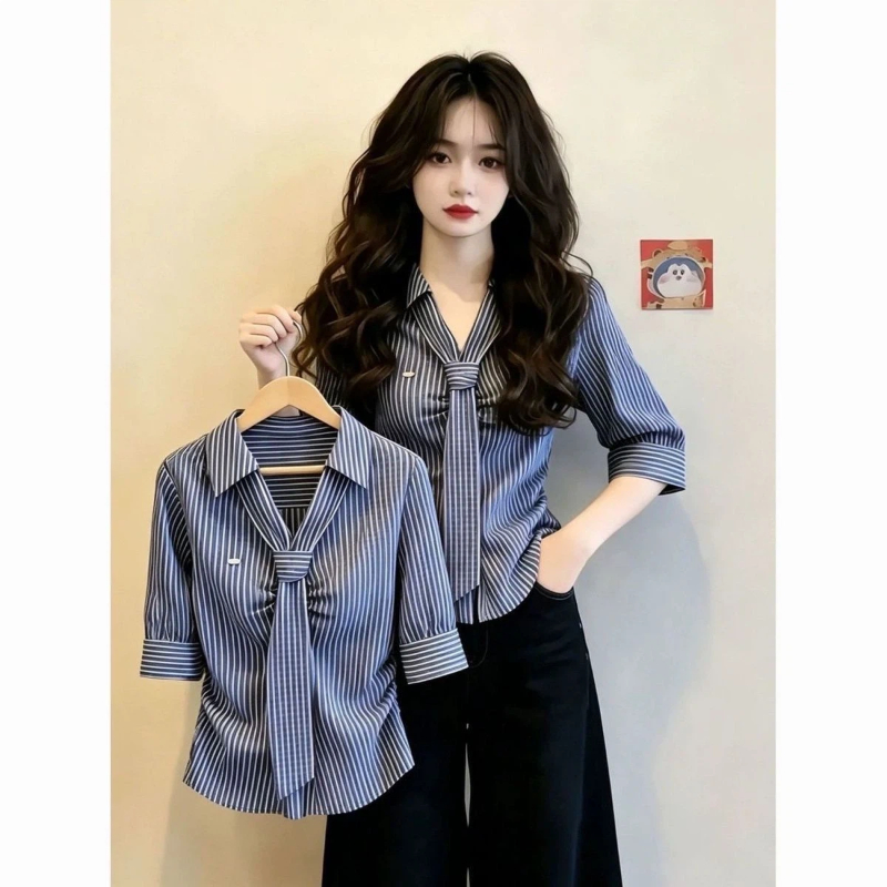 Polo Shirt Slim - เสื้อเชิ้ตคอโปโล แขนสั้น ลายทาง ทรงเข้ารูป สวยหรู ใส่ได้ทุกโอกาส