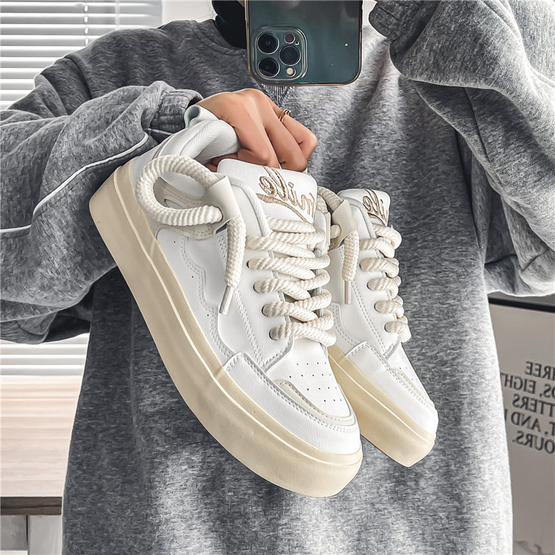 2025 แฟชั่นผู้ชายสบายๆรองเท้าผ - Mens Fashion Trainers 2025 บทวิจารณ์และราคา
