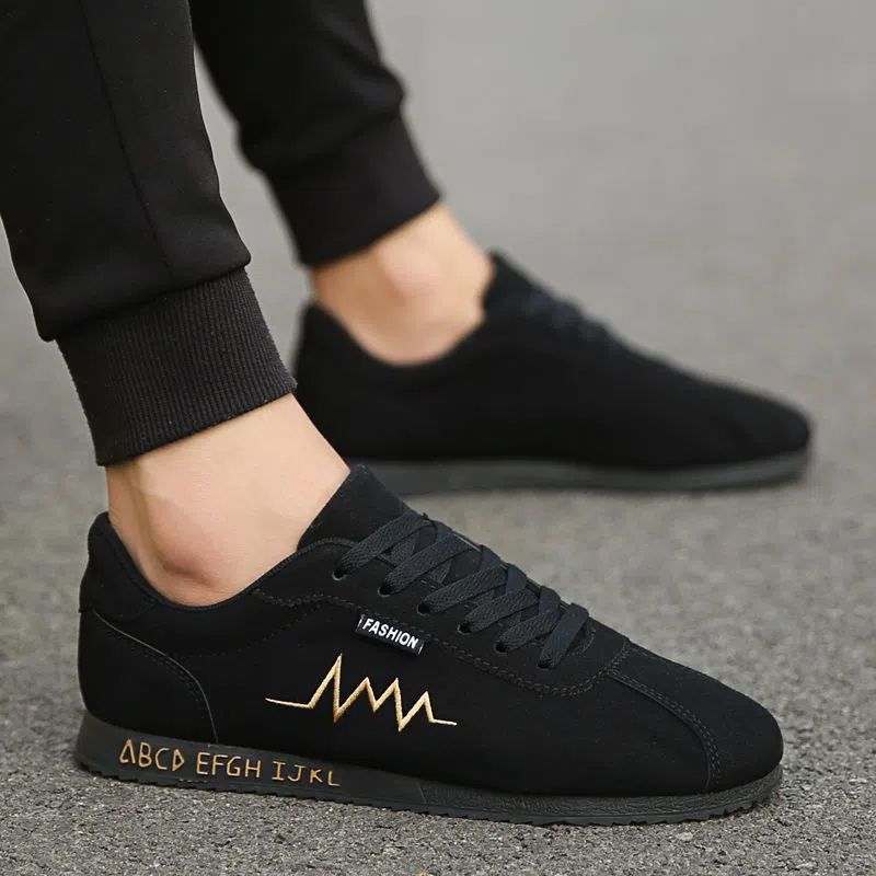 รองเท้าผ้าใบผู้ชายสีแดงแฟชั่นป - Mens Fashion Trainers 2025 บทวิจารณ์และราคา