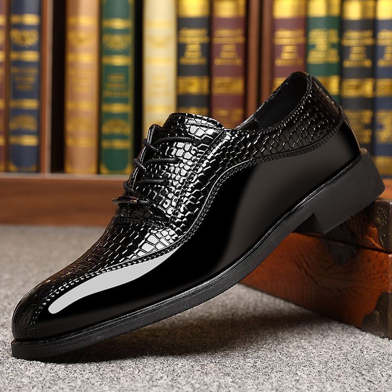 รองเท้าหนังแก้วผู้ชายสไตล์อังก - Mens Fashion Dress บทวิจารณ์และราคา
