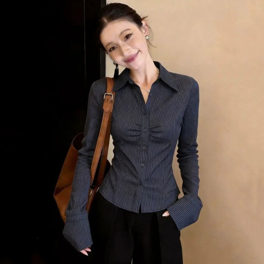 เสื้อเชิ้ตแขนยาวลายทางสีน้ำเงิ - Polo Shirt Slim บทวิจารณ์และราคา