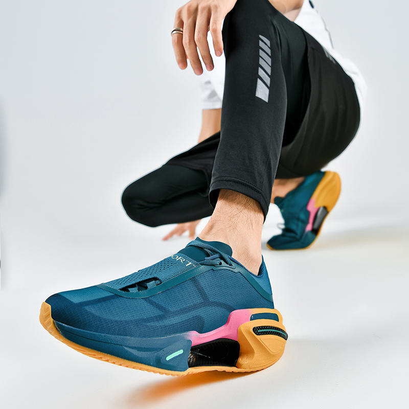 อินเทรนด์บุรุษสตรีแฟชั่นInsรอง - Mens Fashion Trainers 2025 บทวิจารณ์และราคา